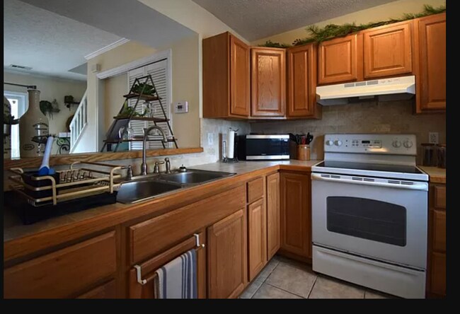 Foto del edificio - 1476 Tenbury Dr