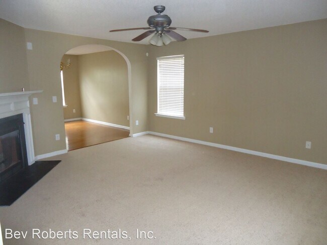 Building Photo - 3 br, 2.5 bath House - 103 Doves Haven Drive