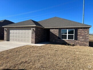 Building Photo - 925 Aiden Dr
