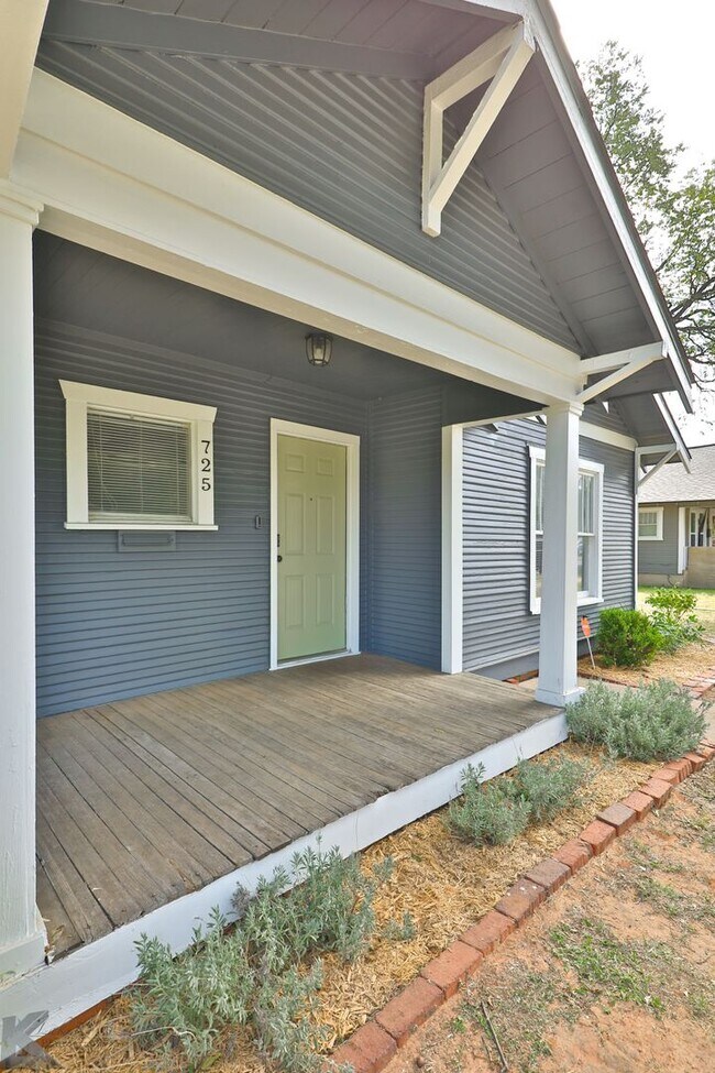 Foto del edificio - Cottage in the heart of Abilene!