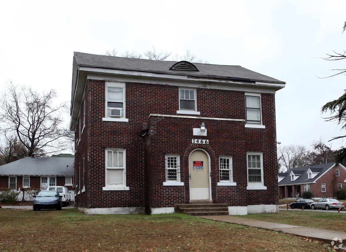 Primary Photo - 1466 Jackson Ave