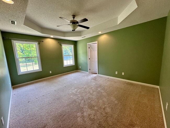 Building Photo - 3920 Cantle Dr