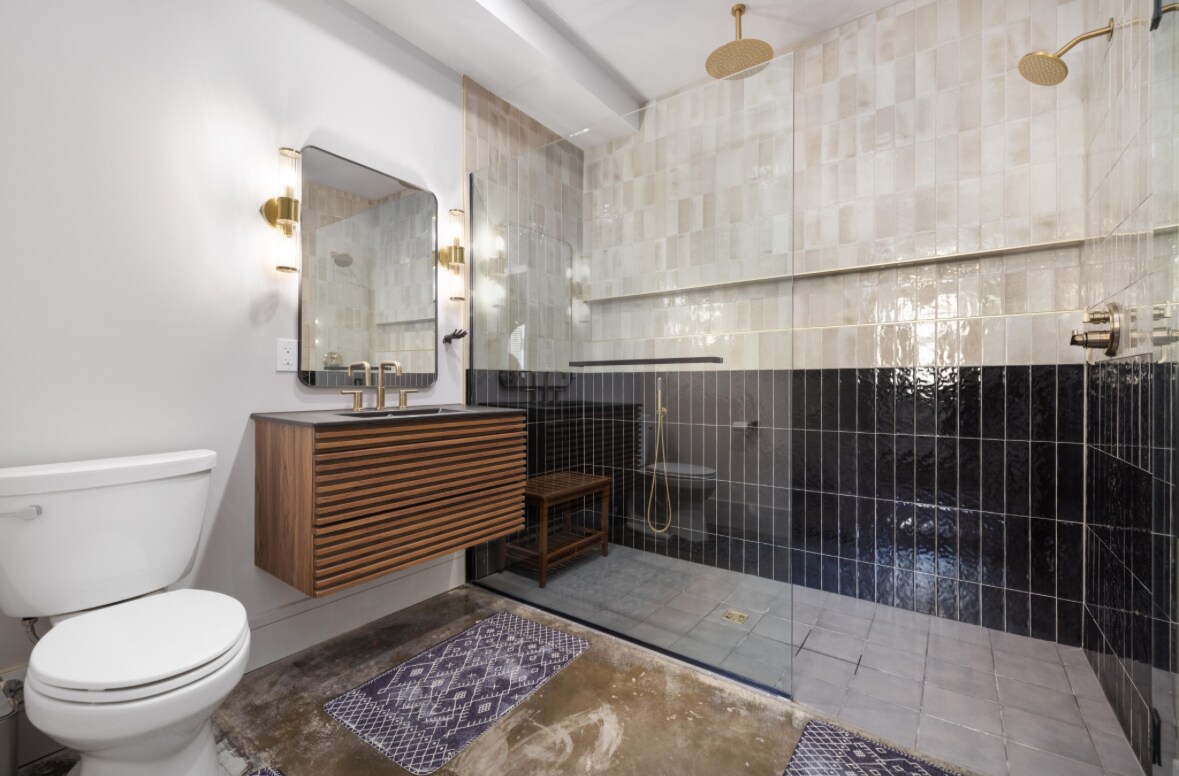 Master Bath- rain head, shower head, & wand. - 14 Bank St