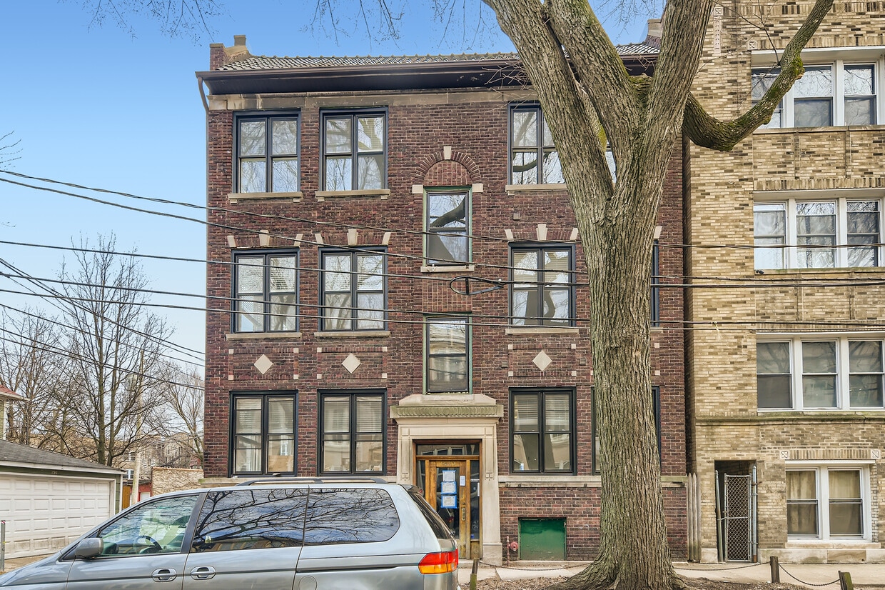 Primary Photo - 1429 W Ardmore Ave