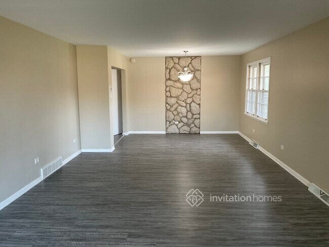 Foto del edificio - 9914 S Turner Ave