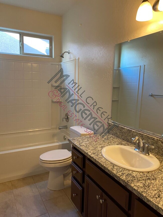 Foto del edificio - Beautiful 3 bedroom/2 bath home in northwe...