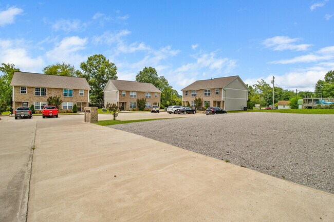 Building Photo - 213 Hurley Ln