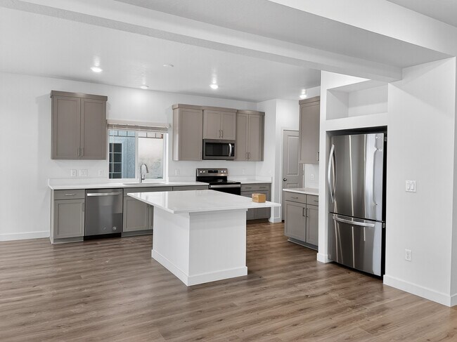 Foto del edificio - 138 E Crown Point Dr