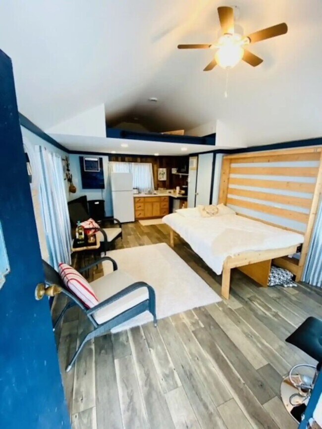 Foto del edificio - 7525 Morrison Ave