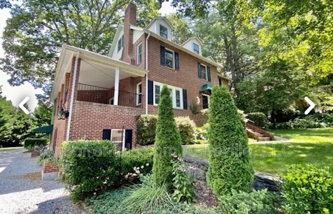 Building Photo - 1316 Hyman Ave