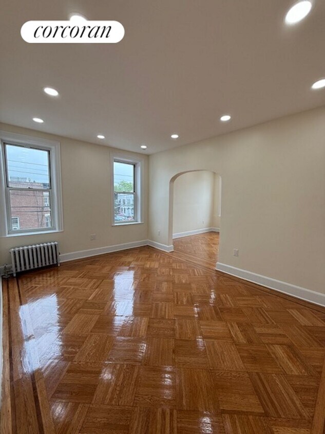 Foto principal - 47 Chester Ave