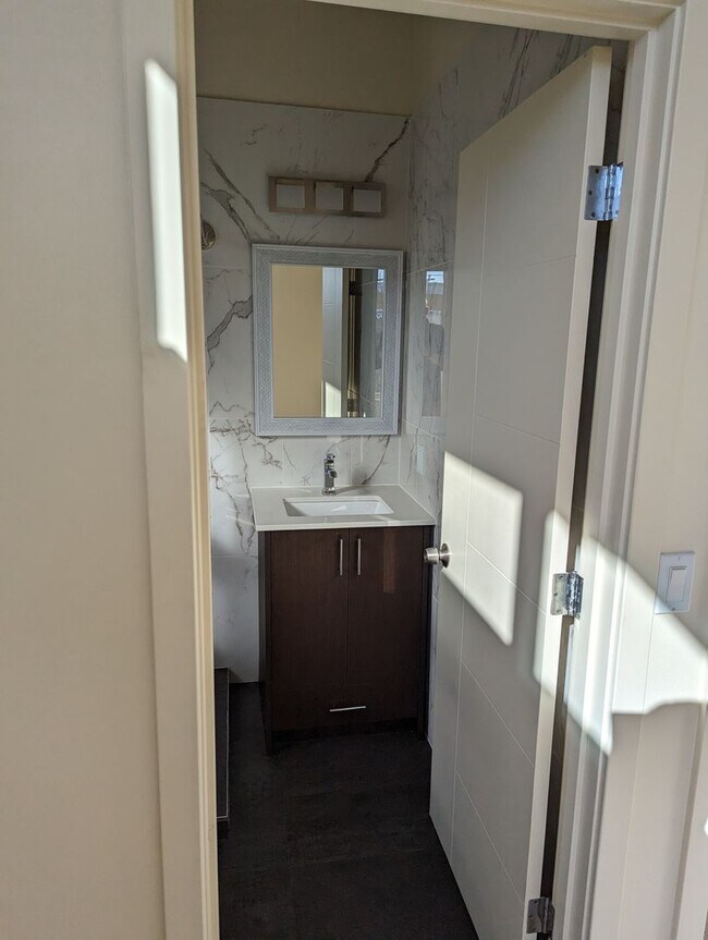 Foto del edificio - 2 bedroom Townhome