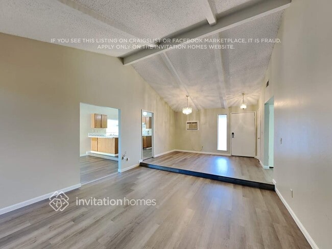 Foto del edificio - 301 Old River Dr