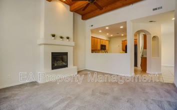 Building Photo - 8736 Desert Fox Way NE