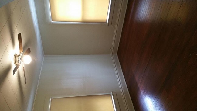 Foto del edificio - 152 N 10th St