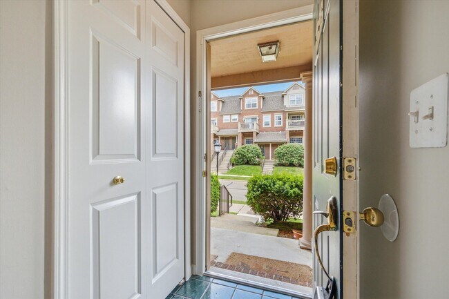 Foto del edificio - 2794 Barclay Wy