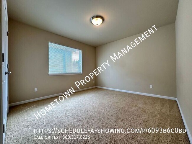 Foto del edificio - 4439 Fairweather St NE