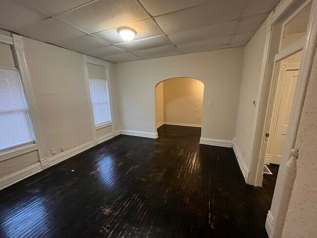 Foto del edificio - 830 W Jefferson St