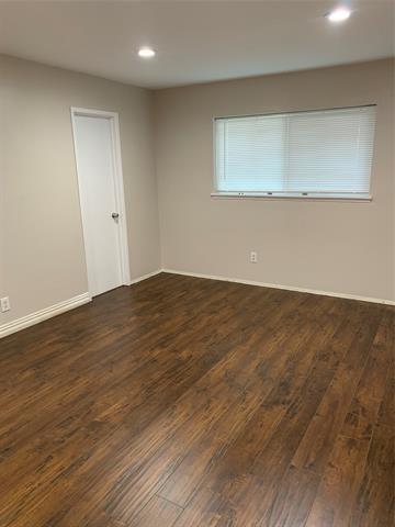 Building Photo - 3938 University Dr
