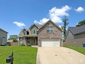 Building Photo - 144 Sycamore Hill Dr