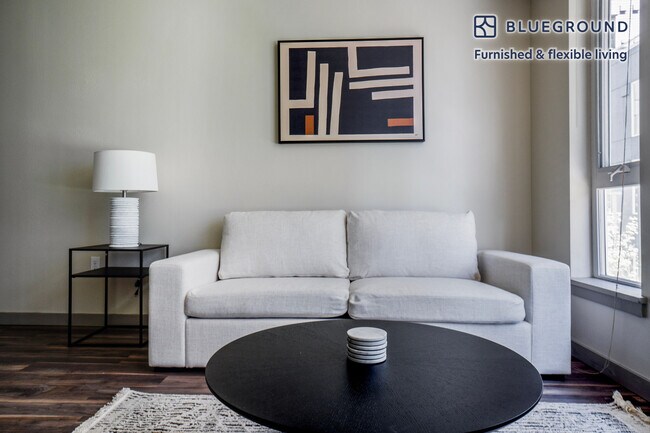 Foto del edificio - 1414 10th Ave