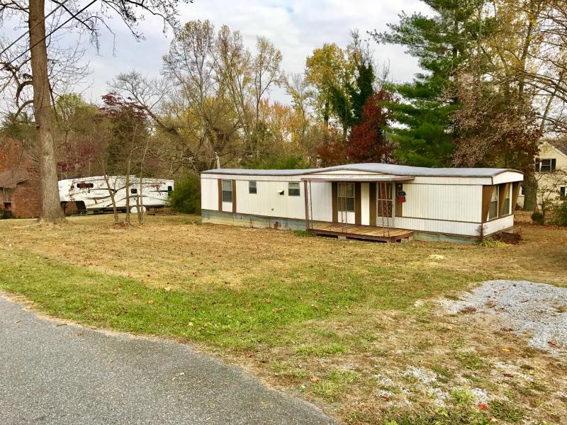 Foto principal - 103 Rolling Acres Dr
