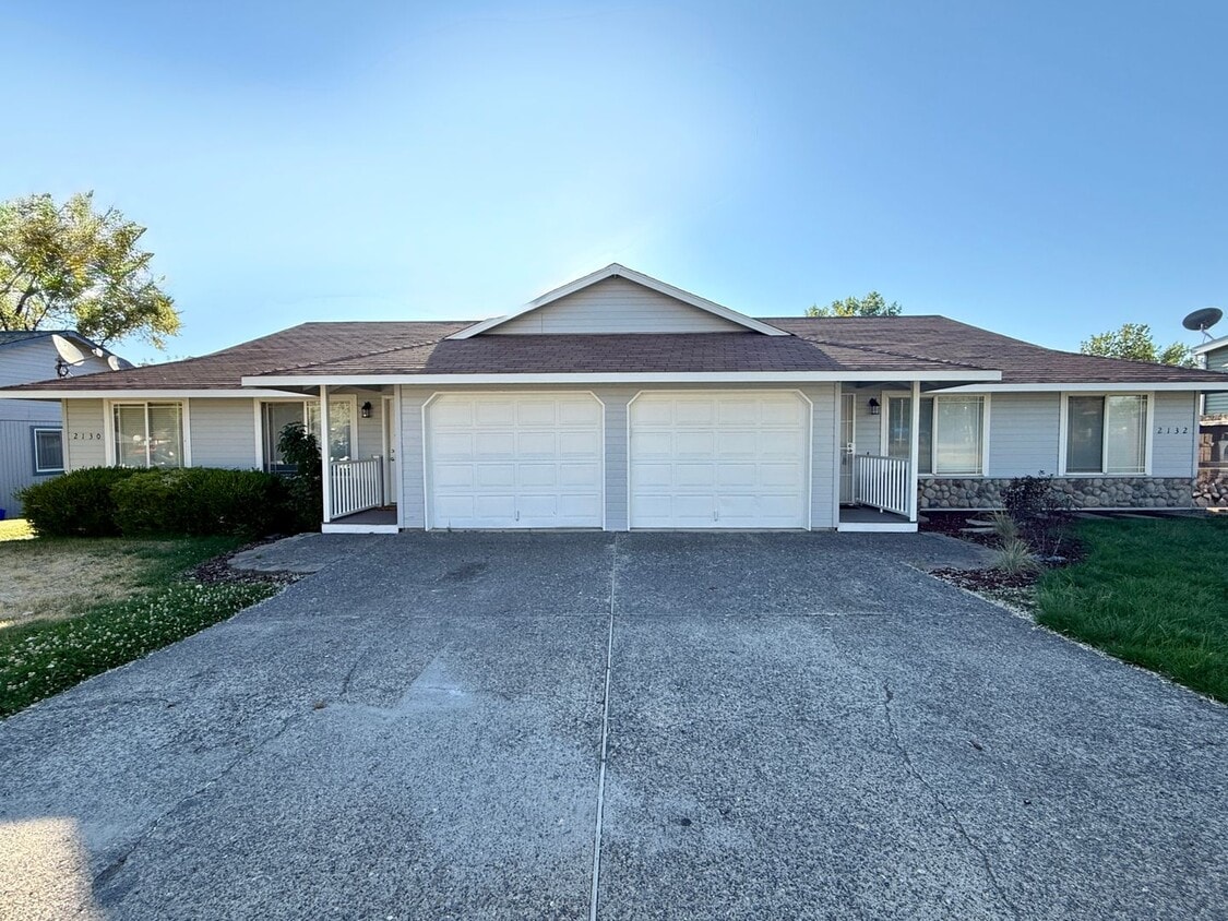 Primary Photo - CHECK OUT THIS NEWLY REMODELED! 2 BEDROOM ...