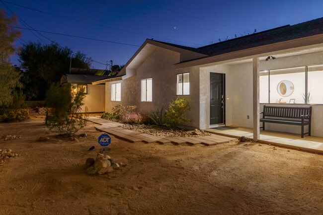 Well lit front entrance - 7084 Hillview Rd