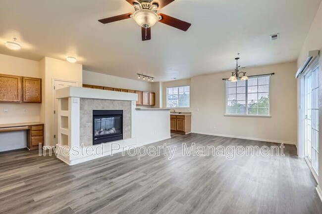 Foto del edificio - 5255 Memphis St