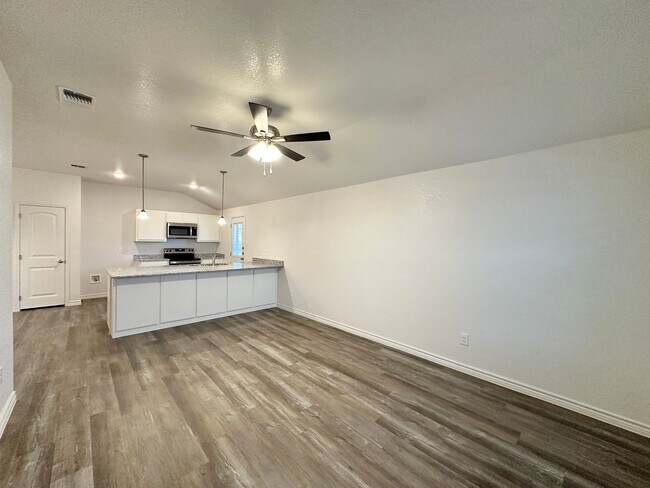 Building Photo - 107 A Dolphin Dr