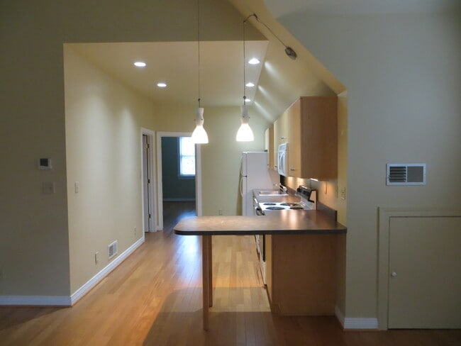 view thru kitchen to office & bedroom - 2115 Gladstone Ave