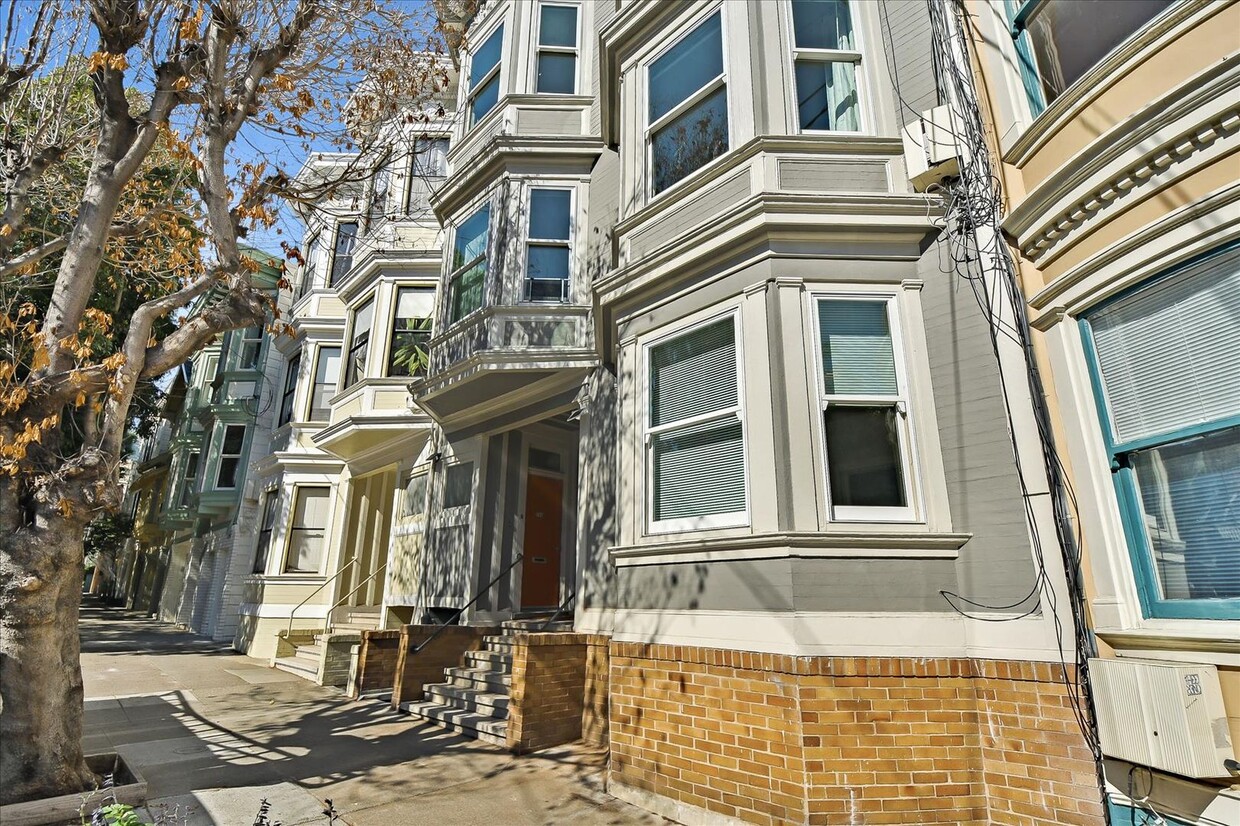 Primary Photo - Cumberland St 26-28