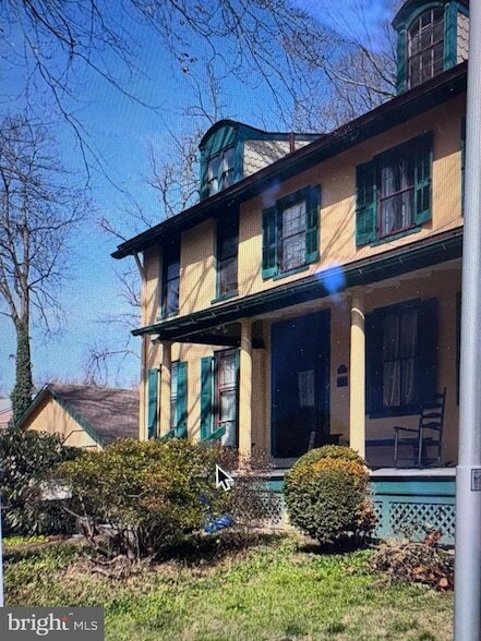 Foto principal - 113 W Beechtree Ln