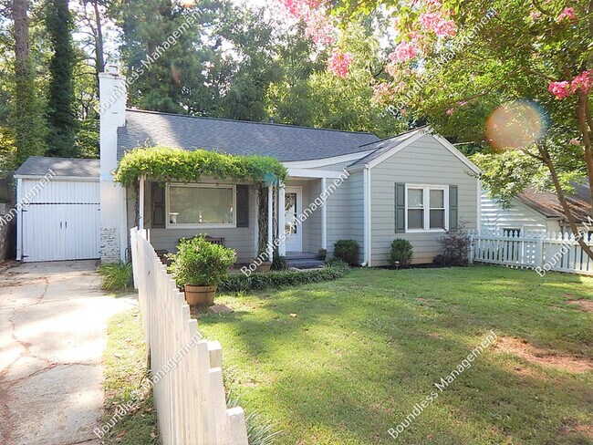Building Photo - 2485 Batavia St