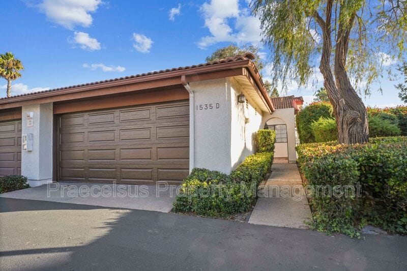 Primary Photo - 1535 Apache Dr