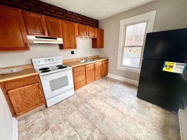 Photo - 210 Penn Ave Apartment