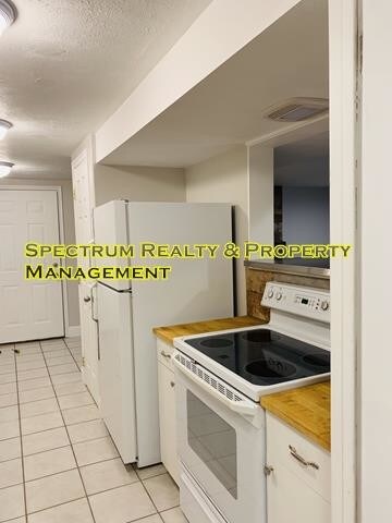 Building Photo - 932 N 1000 E
