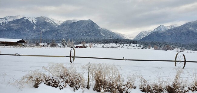 Building Photo - Schock- Private house with Mission Mountai...