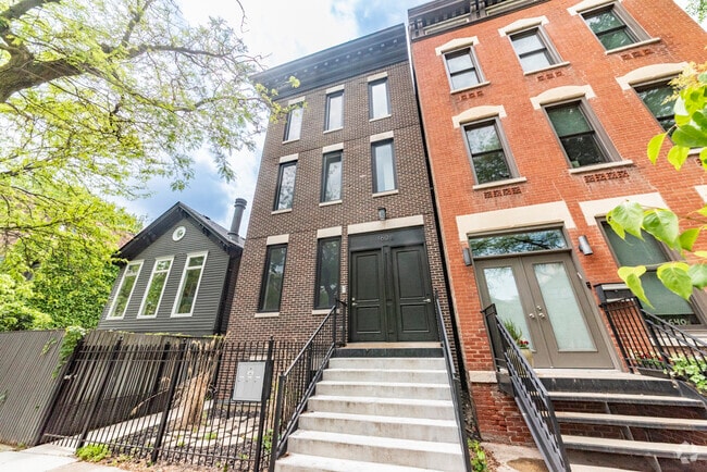 Building Photo - 1638 N Sedgwick St