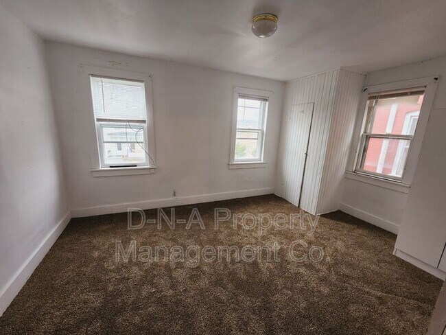 Foto del edificio - 80 Lenox Ave
