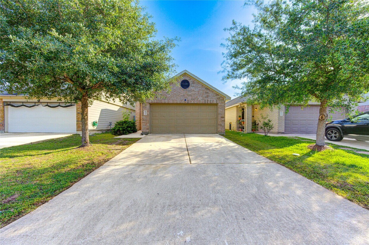 Primary Photo - 15531 Kiplands Bend Dr