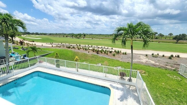 Photo - 1851 Corsica Dr House