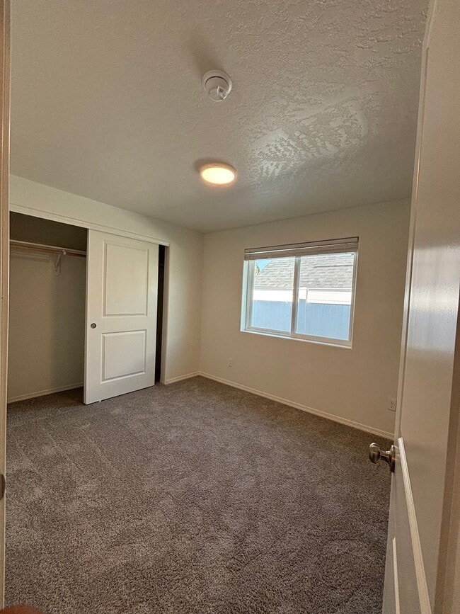 Building Photo - Single Level Home in SunRidge Community