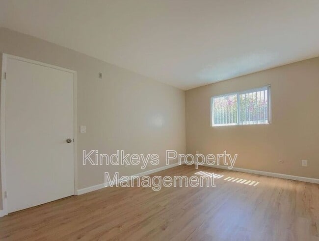 Building Photo - 7791 Linda Vista Rd