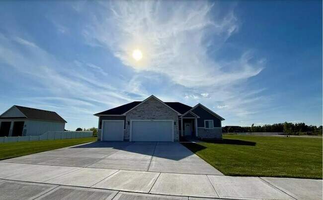 Foto del edificio - 5622 Glass Mountain Blvd