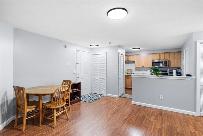 Foto del edificio - 11 Gibbs St