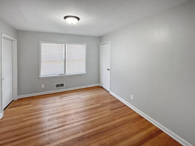 Foto del edificio - 806 78th St S