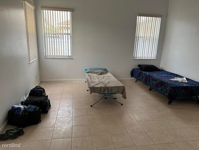 Foto del edificio - 3 br, 2 bath House - 8330 Lake Cypress Rd