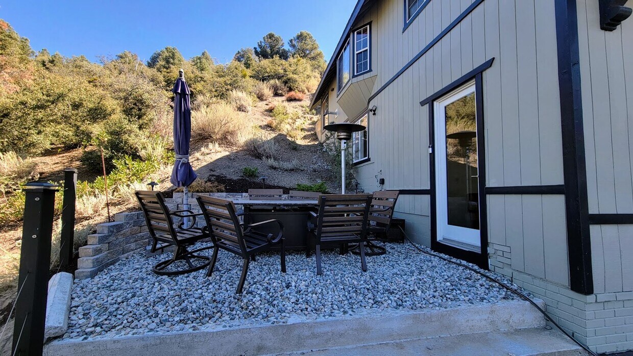 Foto principal - 2012 Woodland Dr