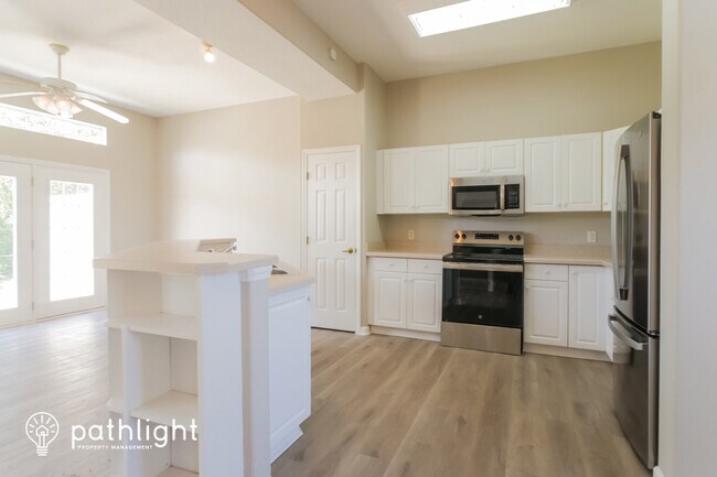 Building Photo - 613 Cedar Bough Court